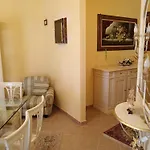 شقة Mansarda Con Terrazzo A